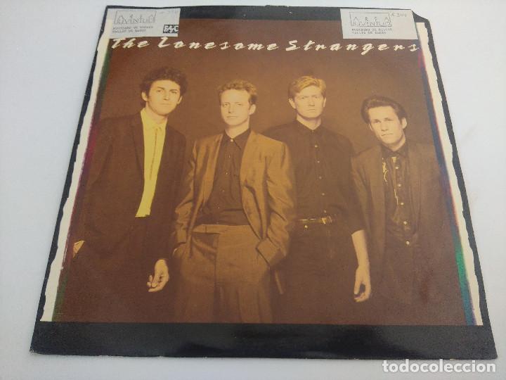 Discos de vinilo: THE LONESOME STRANGERS/VINILO. - Foto 1