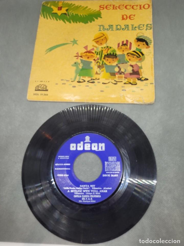 Discos de vinilo: 2 singles o ep NADALES antiguo - Foto 1