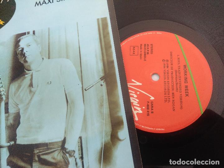 Discos de vinilo: WORKING WEEK/TOO MUCH TIME/VINILO MAXI. - Foto 2