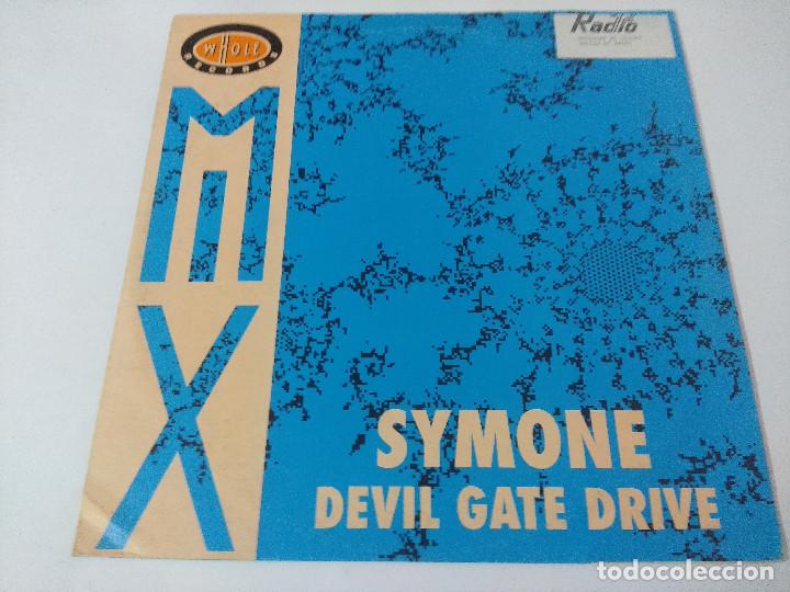 Discos de vinilo: SYMONE/DEVIL GATE DRIVE/VINILO MAXI. - Foto 1
