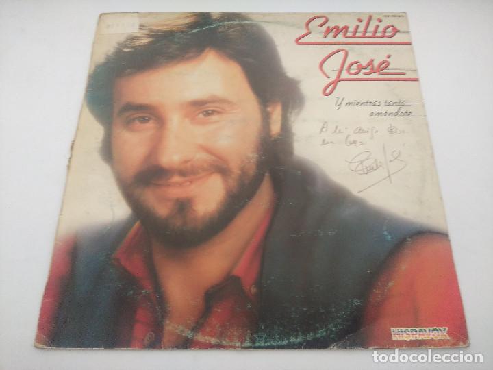 Vinyl-Schallplatten: EMILIO JOSE/Y MIENTRAS TATO AMANDOTE/VINILO FIRMADO.