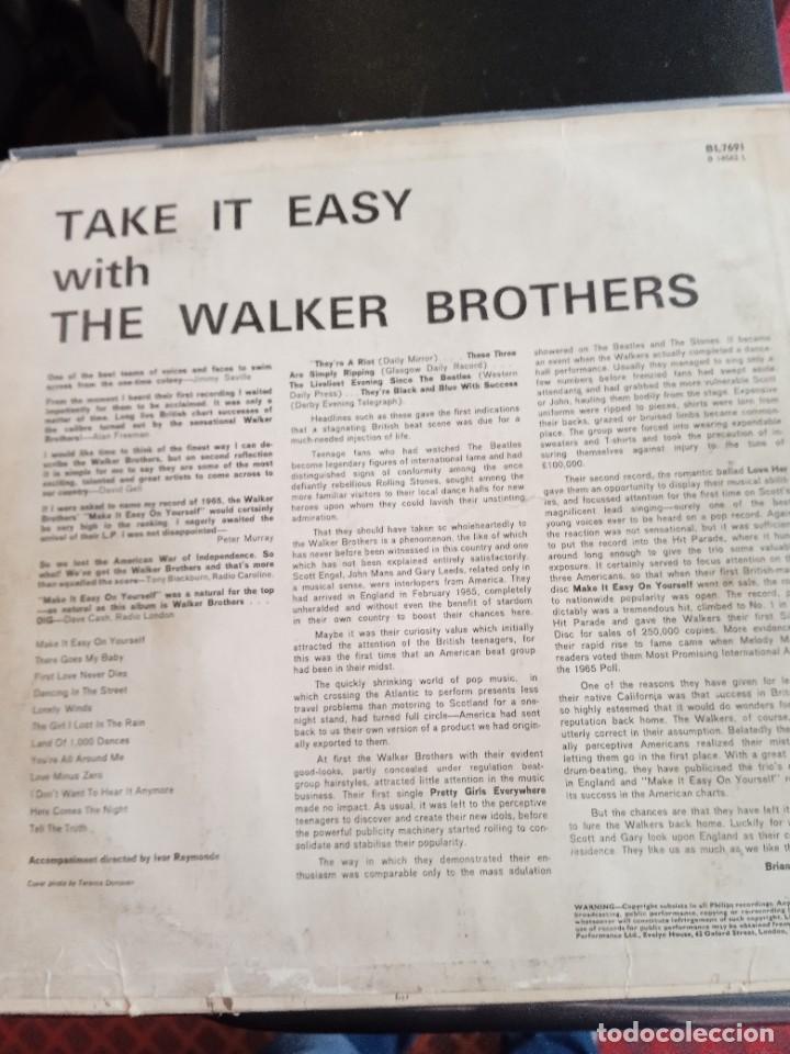 Discos de vinilo: THE WALKER BROTHERS- TAKE IT EASY. LP. - Foto 2