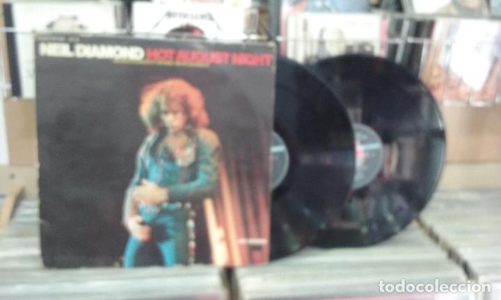 Discos de vinil: Neil Diamont. Hot august night. Concert at the Greek. MCA records 1977, ref. 66 41 632 -- 2 LP's