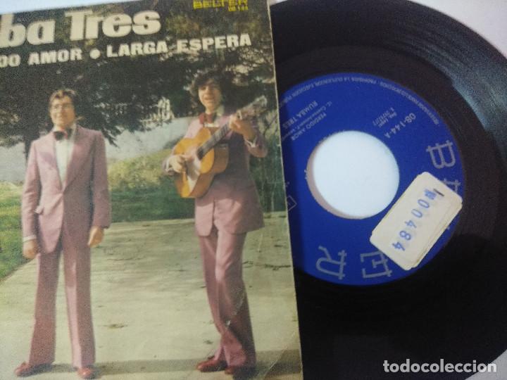Discos de vinilo: RUMBA TRES/PERDIDO AMOR/SINGLE. - Foto 2