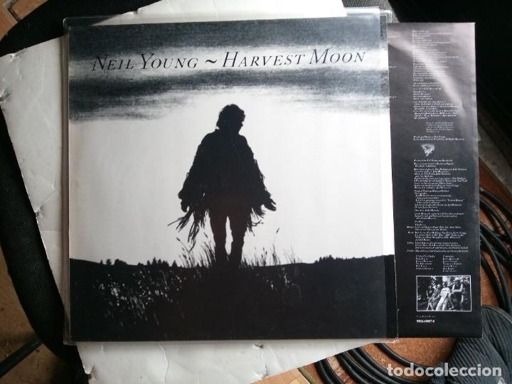 Discos de vinilo: neil young harvest moon 1991 lp con insert - Foto 1