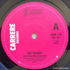 Discos de vinilo: SAXON ‎– BIG TEASER / STALLIONS OF THE HIGHWAY , UK 1979 CARRERE