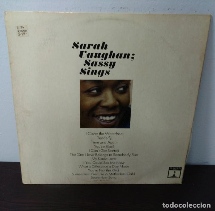 Discos de vinilo: Sarah Vaughan - Sassy Sings (LP, Comp) Edici&oacute;n UK - Foto 1