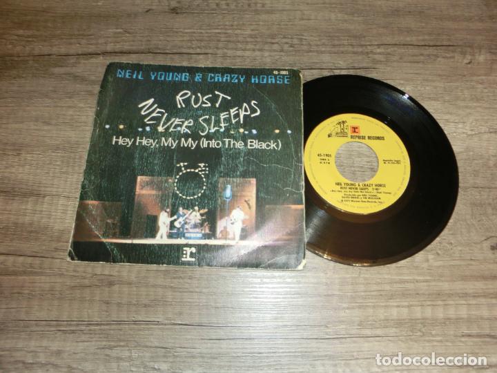 Discos de vinilo: NEIL YOUNG & CRAZY HORSE - RUST NEVER SLEEPS - Foto 1