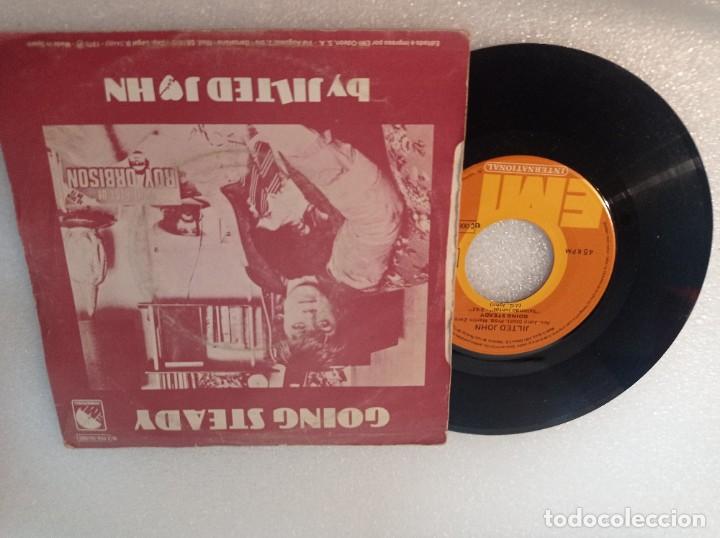 Discos de vinilo: Disco single JILTED JOHN -JOHN EL RECHAZADO /GOING STEADY EMI ODEON 1978 - Foto 2