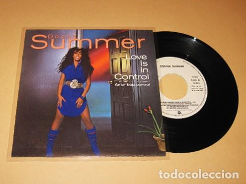 Discos de vinilo: DONNA SUMMER - LOVE IS IN CONTROL (AMOR BAJO CONTROL) - SINGLE - 1982