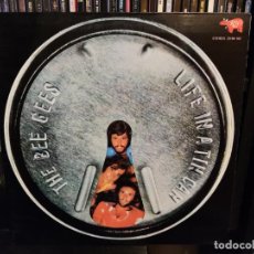 Disques de vinyle: THE BEE GEES - LIFE IN A TIN CAN. Lote 355511260