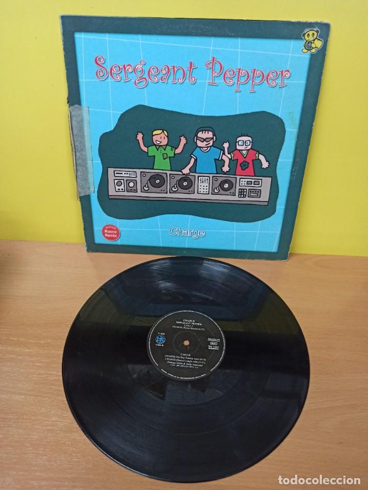 Discos de vinilo: DISCO DE VINILO - MAXI SINGLE - SERGEANT PEPPER - CHARGE - Foto 1