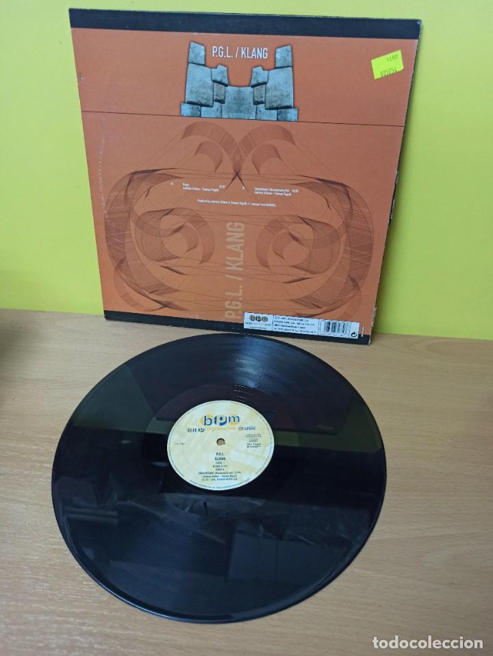 Discos de vinilo: DISCO DE VINILO - MAXI SINGLE - P.G.L. - KLANG - Foto 2