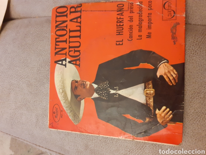 Discos de vinilo: Vinilo de Antonio Aguilar .Es de 1970 - Foto 1