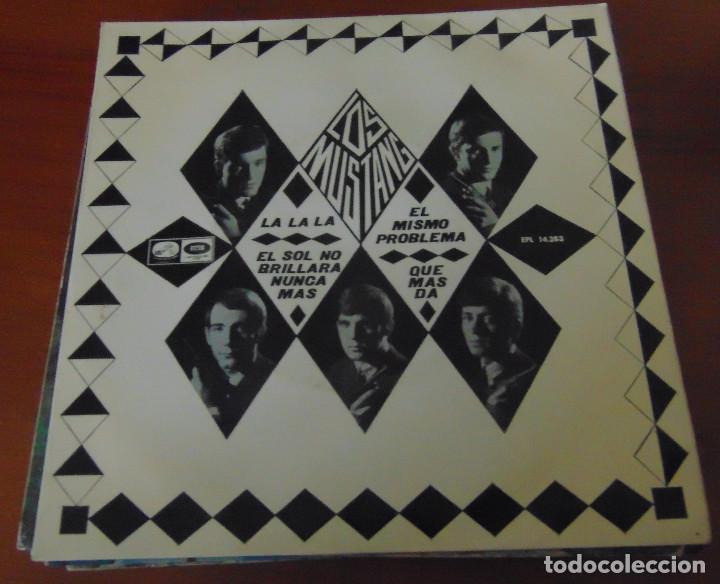 Discos de vinilo: LOS MUSTANG - LA LA LA + 3 - EP 1966 - Foto 1