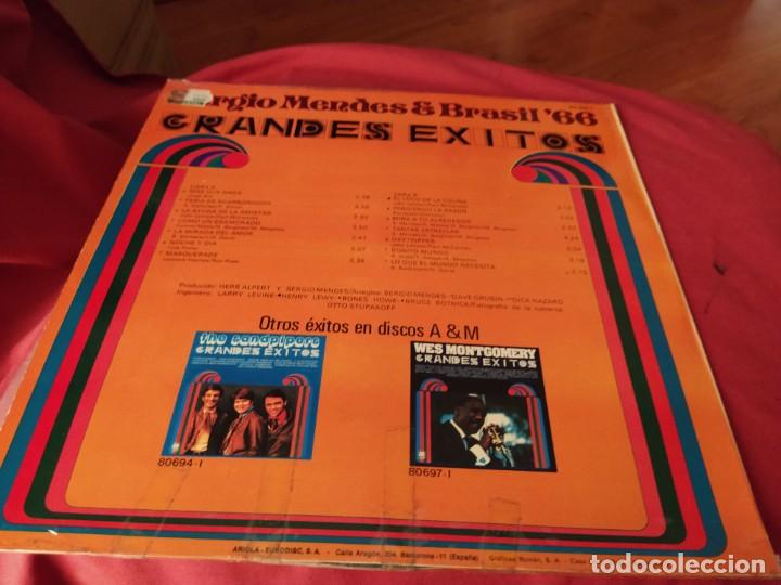 Discos de vinilo: Sergio Mendes &Brasil 66 lp grandes &eacute;xitos spa - Foto 2