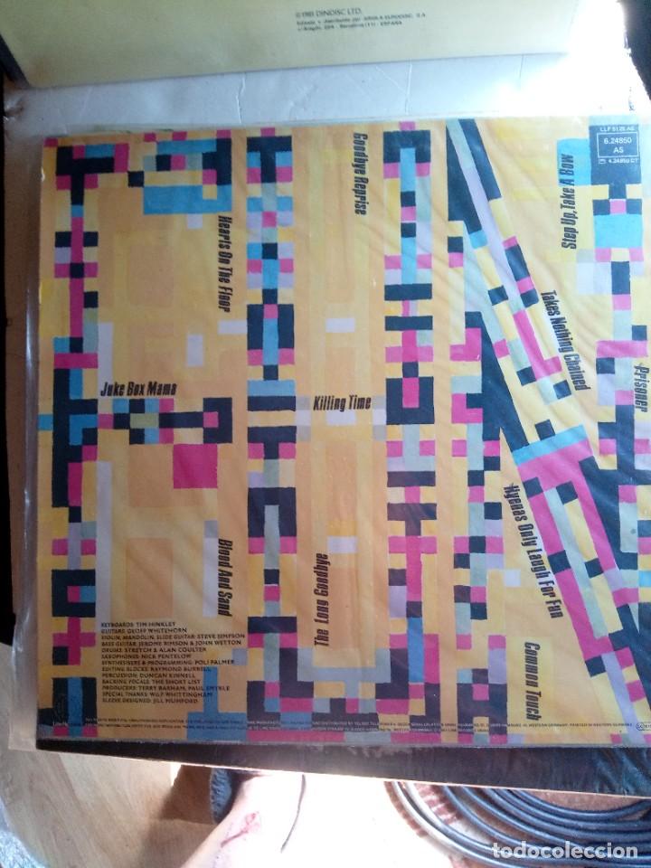 Discos de vinilo: roger chapman hyenas only laugh for... 1981 lp insert - Foto 2
