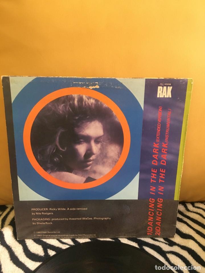 Discos de vinilo: Kim Wilde &lrm;&ndash; Dancing In The Dark - Foto 2
