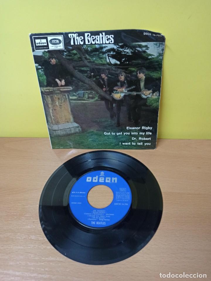 Discos de vinilo: SINGLE - DISCO DE VINILO - THE BEATLES - ELEANOR RIGBY - Foto 1