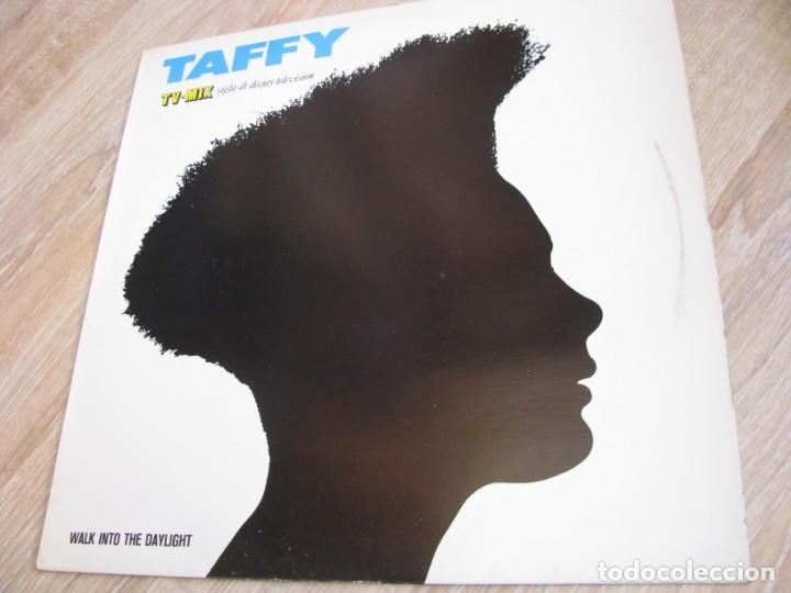 Discos de vinilo: DISCO DE VINILO. TAFFY. WALK INTO THE DAYLIGHT - Foto 1