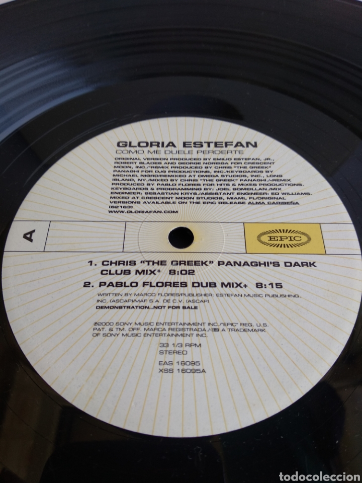 Discos de vinilo: *GLORIA ESTEFAN. COMO ME DUELE PERDERTE. US. EPIC. 2000. LA.1 - Foto 4
