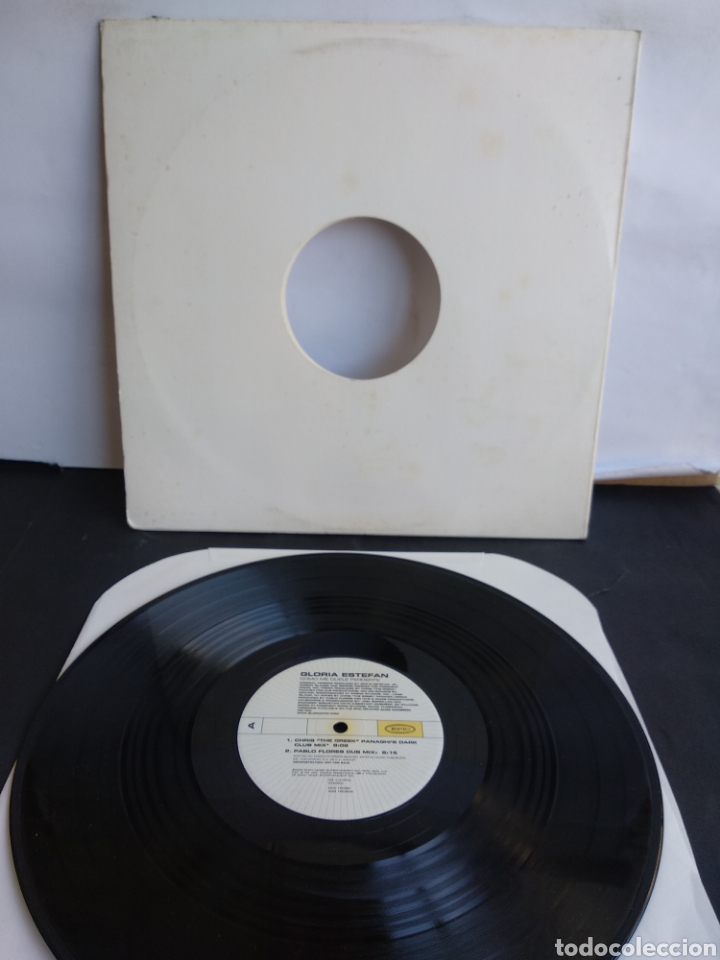 Discos de vinilo: *GLORIA ESTEFAN. COMO ME DUELE PERDERTE. US. EPIC. 2000. LA.1 - Foto 2