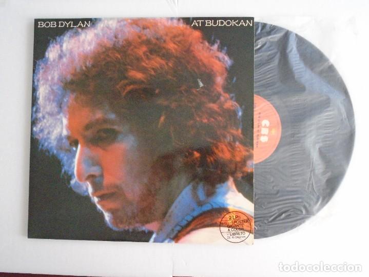 Discos de vinilo: BOB DYLAN . DOBLE LP . AT BUDOKAN . CBS 1979 - Foto 1