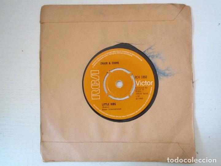 Discos de vinilo: (3) VINILO SINGLE ZAGER & EVANS - Foto 2