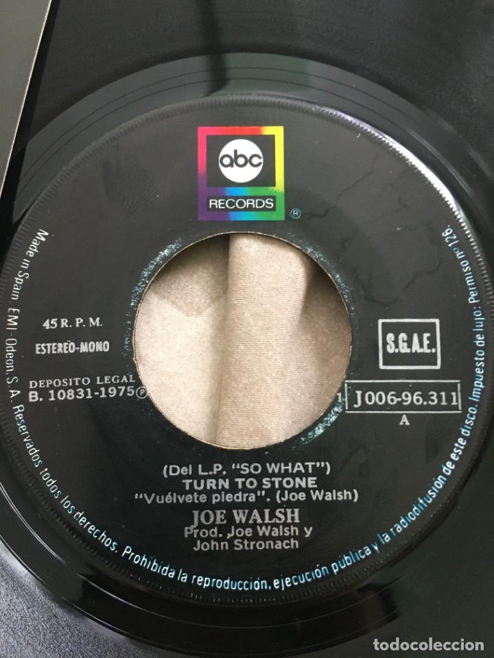 Discos de vinilo: Joe Walsh &lrm;&ndash; Turn To Stone - Foto 2