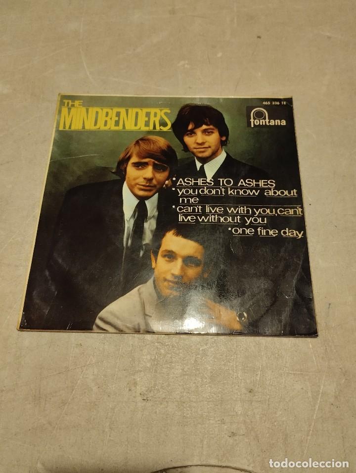 Discos de vinilo: The Mindbenders EP Ashes to Ashes +3 Esp.1966 - Foto 1