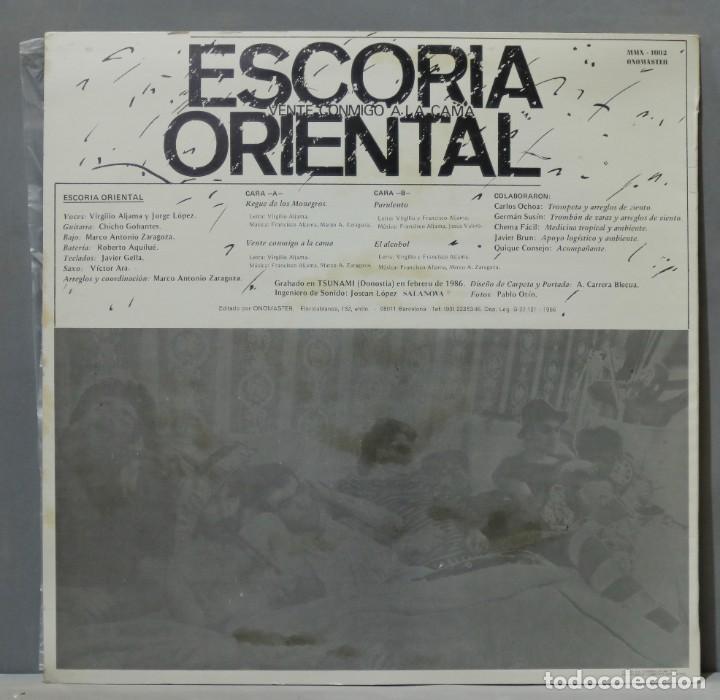 Discos de vinilo: MAXI SINGLE. Escoria oriental-vente conmigo a la cama - Foto 2