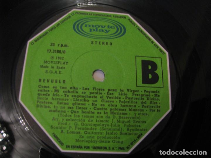 Discos de vinilo: DISCO DE VINILO. REVUELO. SEVILLANAS. - Foto 3