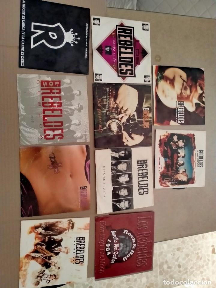 Discos de vinilo: vinilos single de los rebeldes - Foto 1