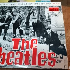 Discos de vinilo: SINGLE THE BEATLES. BOYS - CHAINS - LOVE ME DO - BABY IT'S YOU. ODEON 1964. EPS. Lote 360584660