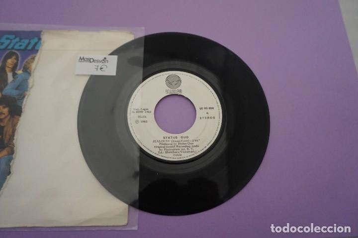 Discos de vinilo: VINILO 7 SINGLE - STATUS QUO / JEALOUSLY - Foto 3