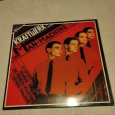 Disques de vinyle: KRAFTWERK LP THE MAN MACHINE ESP.1978 ENCARTE. Lote 361475540