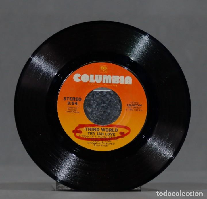 Discos de vinilo: SINGLE. Third World &ndash; Try Jah Love - Foto 2