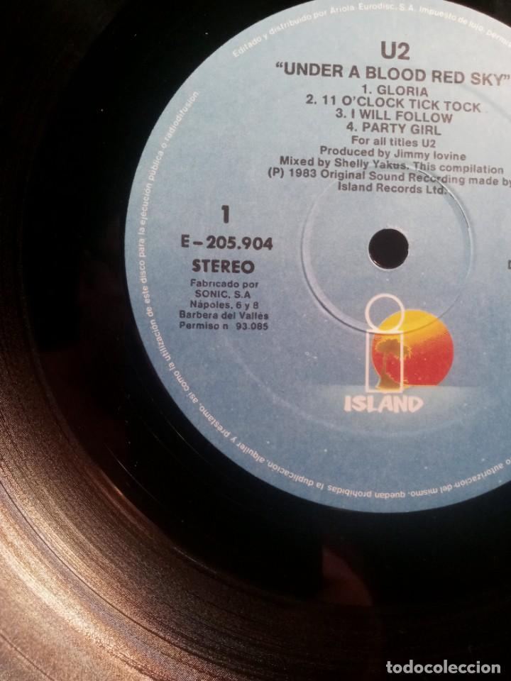Discos de vinilo: U2 - UNDER A BLOOD RED SKY-LIVE. - Foto 2