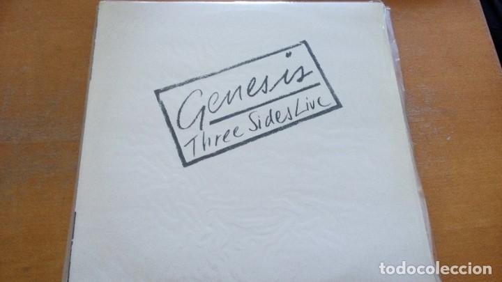 Discos de vinilo: GENESIS THREE SIDES LIVE 2XLPS SPAIN - Foto 1