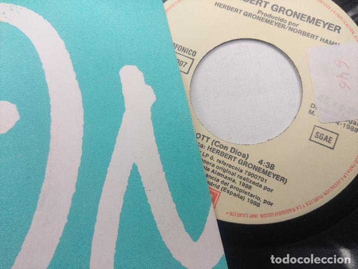 Discos de vinilo: HERBERT GRONEMEYER/MIT GOTT/SINGLE. - Foto 2