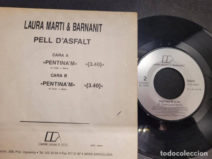 Discos de vinilo: Single en vinilo del disco Pell dAsfalt de Laura Mart&iacute; & Barnanit - Foto 1
