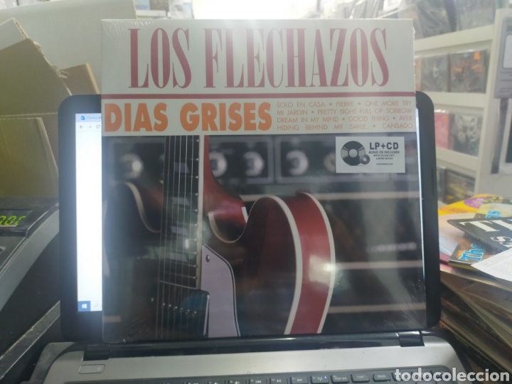 Discos de vinilo: Flechazos LP + CD d&iacute;as grises vinilo blanco precintado - Foto 1