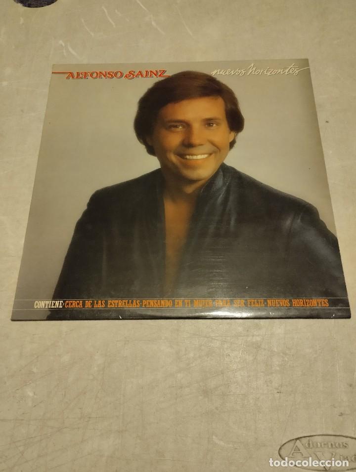 Discos de vinilo: Alfonso Sainz LP Nuevos Horizontes Esp.1983 insert letras - Foto 1