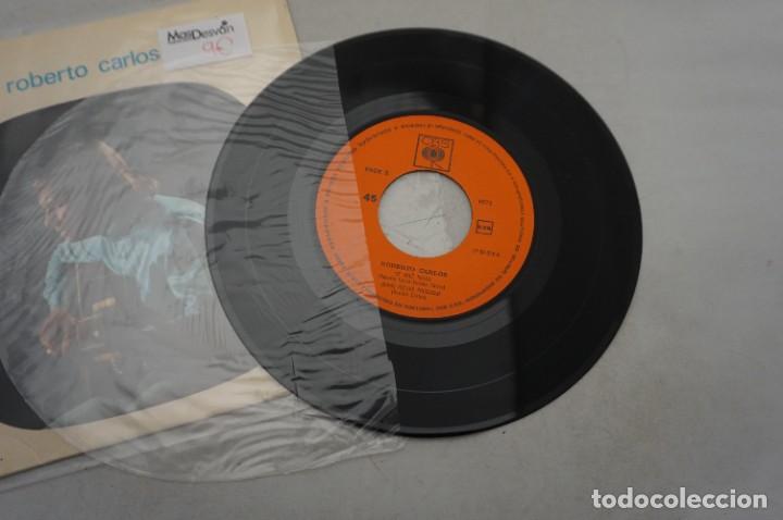Discos de vinilo: SINGLE 7 - ROBERTO CARLOS - SE VOCE PENSA - Foto 2