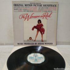 Discos de vinilo: STEVIE WONDER - THE WOMAN IN RED 1984 GER GATEFOLD. Lote 362980900