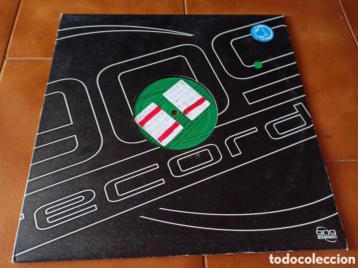 Discos de vinilo: Max Aversente vs DJ Saintpaul - Foto 2