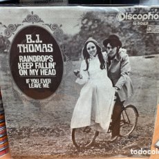 Discos de vinilo: B.J. THOMAS - RAINDROPS KEEP FALLIN' ON MY HEAD (7”, SINGLE). Lote 363618580