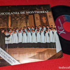 Discos de vinilo: ESCOLANIA MONTSERRAT LA NIT JA ES DIA/NADAL NADAL 7'' 1975 CHOIR BOYS. Lote 363622265