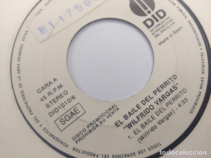 Discos de vinilo: WILFRIDO VARGAS/EL BAILE DEL PERRITO/SINGLE PROMOCIONAL. - Foto 2