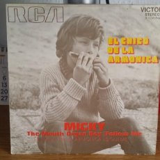 Discos de vinilo: DSG - MICKY - EL CHICO DE LA ARMÓNICA / FOLLOW ME - DISCO SINGLE AÑO 1971. Lote 363966981